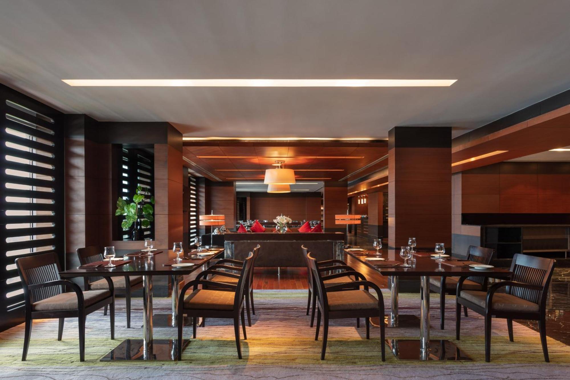 Le Meridien Коимбатур Экстерьер фото