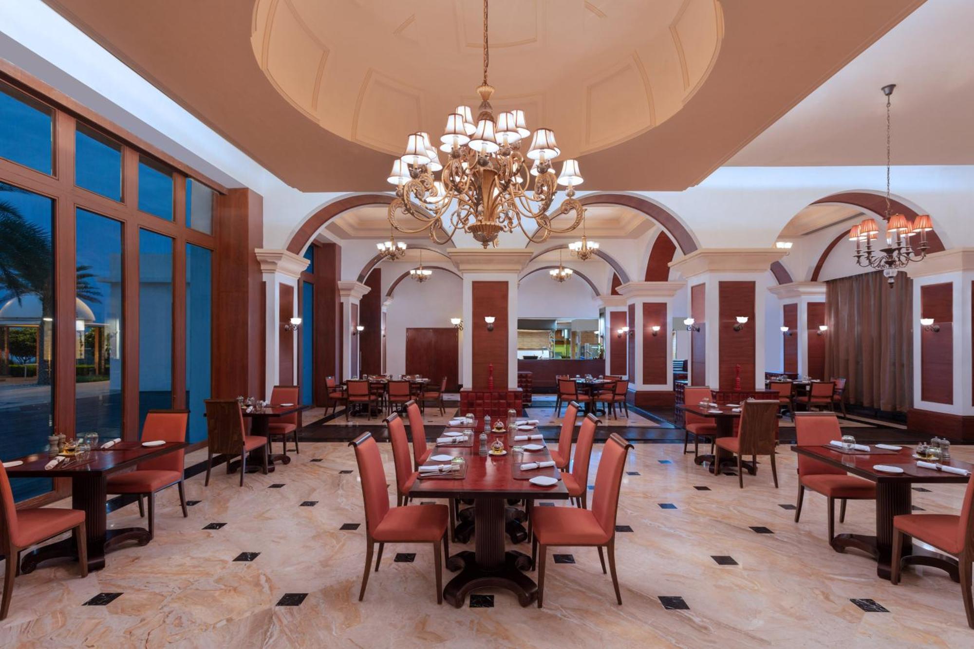 Le Meridien Коимбатур Экстерьер фото