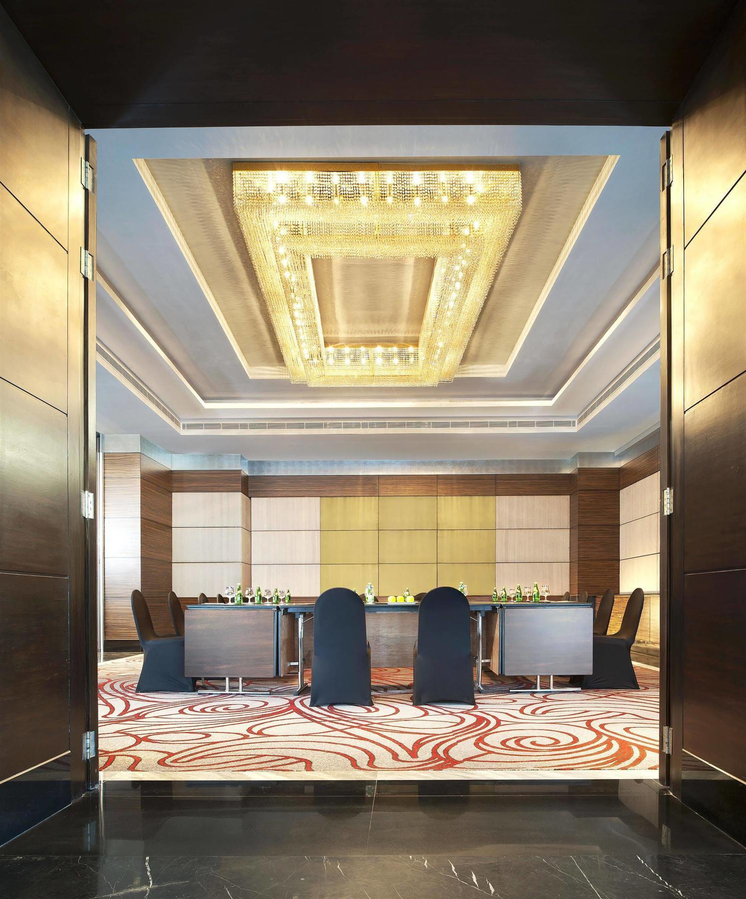 Le Meridien Коимбатур Экстерьер фото